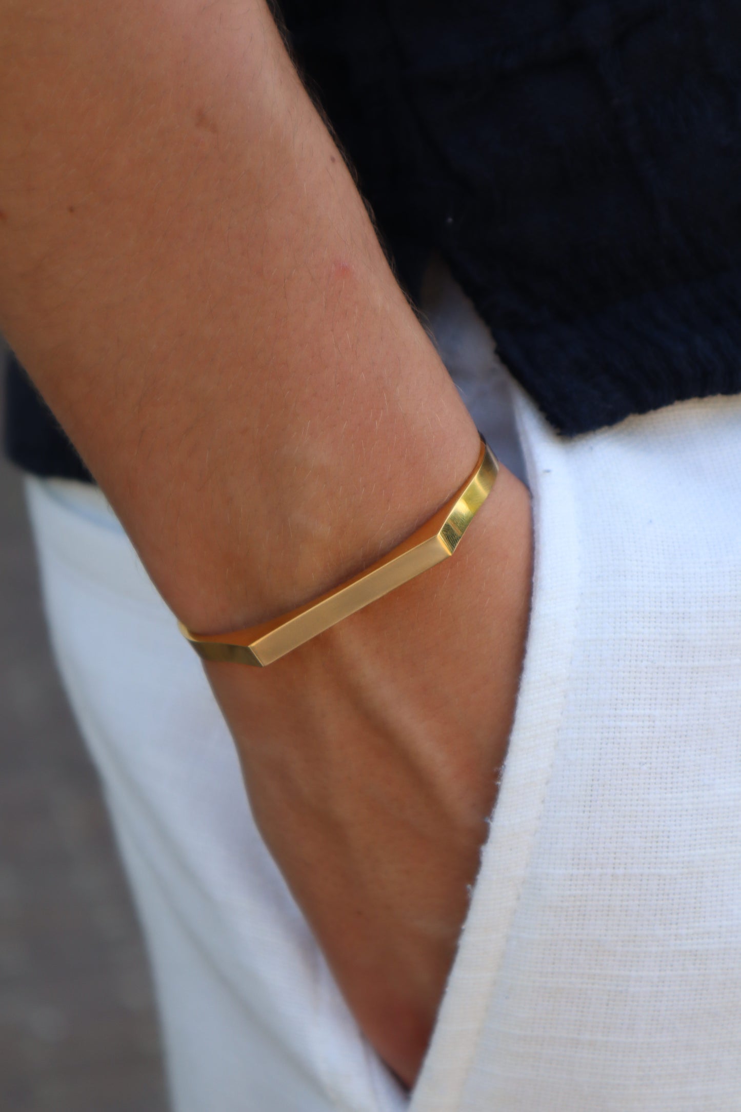 SIGNET CUFF BRACELET